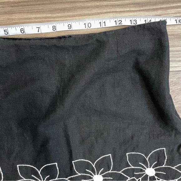 Mac & Jac Y2K Black Floral Embroidered Straight Knee Length Skirt - Picture 8 of 11